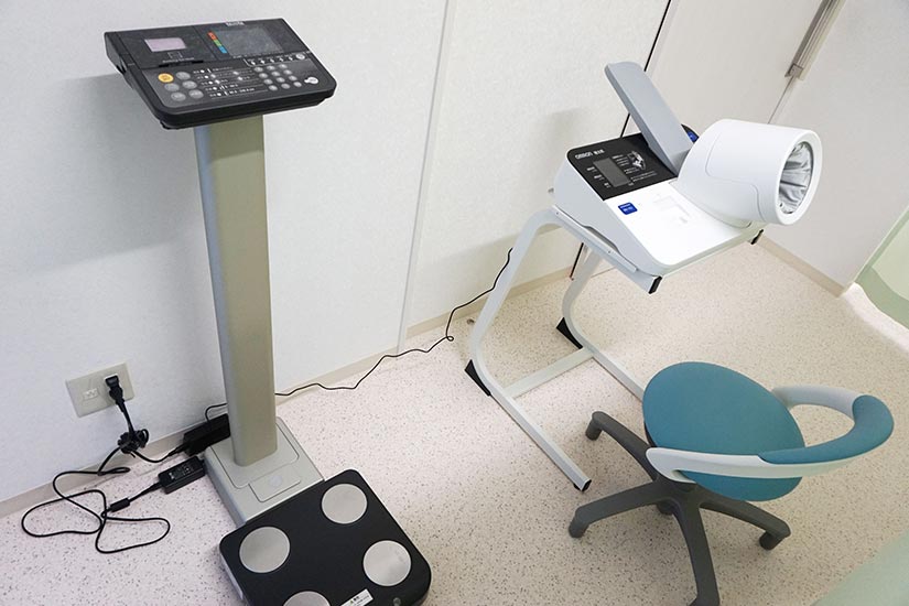 処置室（血圧計・体組成計）
